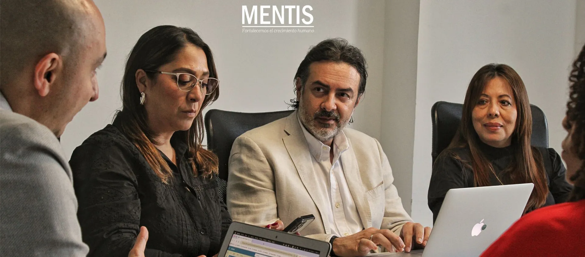 MENTIS Consultants, firma comprometida con el crecimiento del talento humano